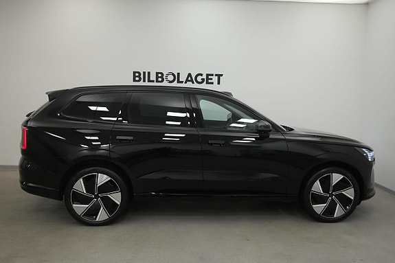 Volvo EX90 3 of 20