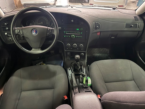 Saab 9-5 7 of 13