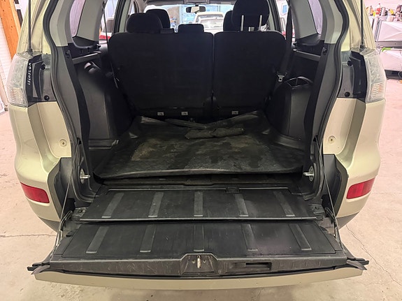 Mitsubishi Outlander 14 of 15