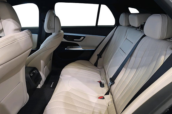 Mercedes-Benz E300 de 10 of 14