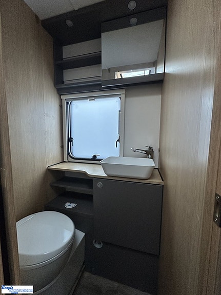 LMC 730 TOURER LIFT | AVDRAGBAR MOMS | SOLCELL | LITIUM 14 of 21