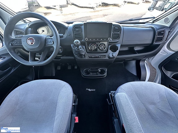 LMC 730 TOURER LIFT | AVDRAGBAR MOMS | SOLCELL | LITIUM 7 of 21