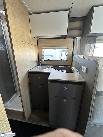 LMC 730 TOURER LIFT | AVDRAGBAR MOMS | SOLCELL | LITIUM 10 of 21