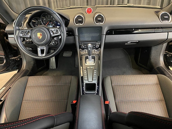 Porsche 718 Cayman T 4 of 5