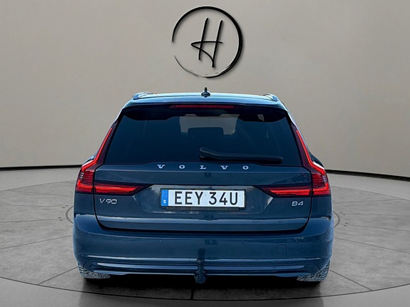 Volvo V90 4 of 5