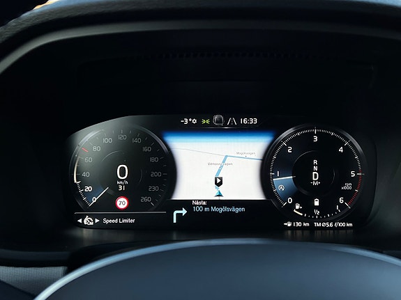 Volvo V90 14 of 28