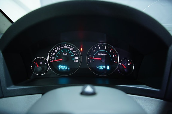 Jeep Grand Cherokee 12 of 16