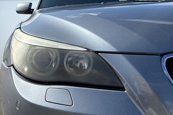 BMW 525 10 of 18