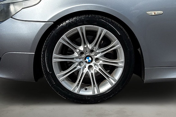 BMW 525 9 of 18