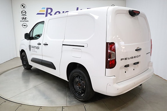 Peugeot e-Partner 8 of 21