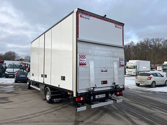 Iveco Daily 72C18 A8 Skåpbil Öppningsbarsida Fullutrustad 3 of 12
