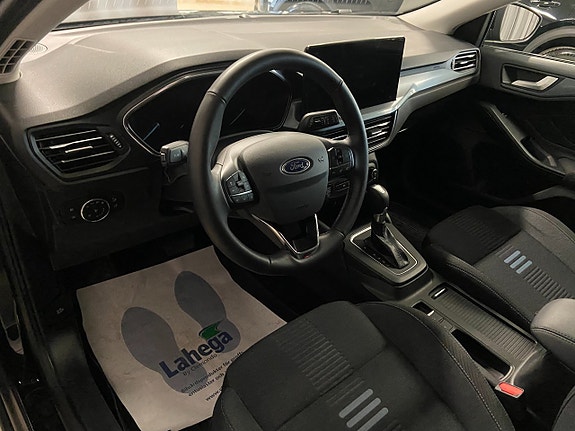 Ford Focus 8 of 21