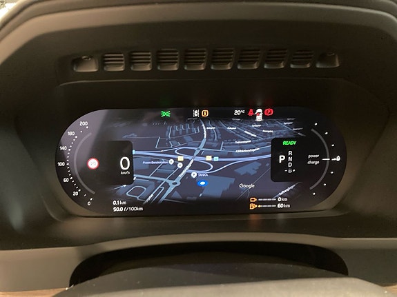 Volvo XC90 11 of 17