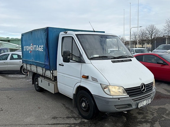Mercedes-Benz Sprinter 208 3 of 5