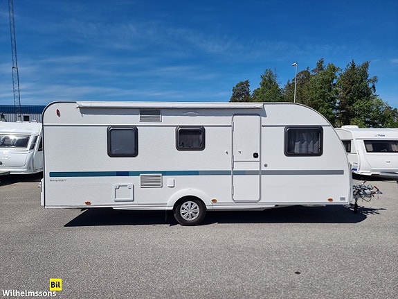 Adria AVIVA 563 PT Barnkammarvagn Pluspaket Golvvärme 7 bäddar