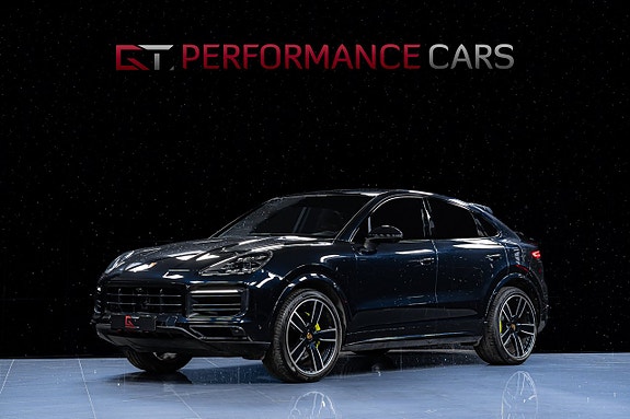 Porsche Cayenne 3 of 5