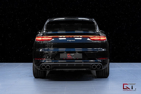 Porsche Cayenne 7 of 21