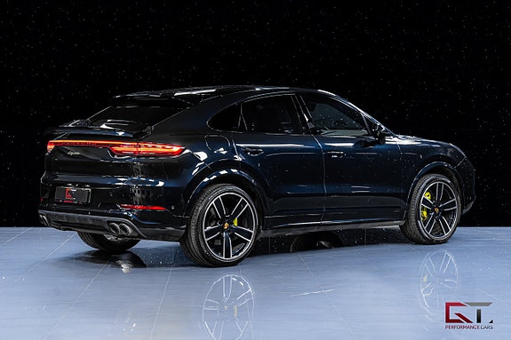 Porsche Cayenne 8 of 21