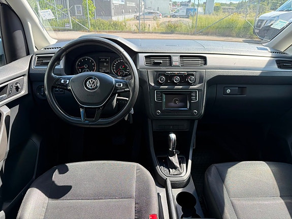 Volkswagen Caddy 9 of 17