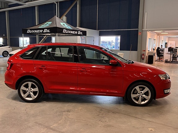 Skoda Rapid Spaceback 2 of 5