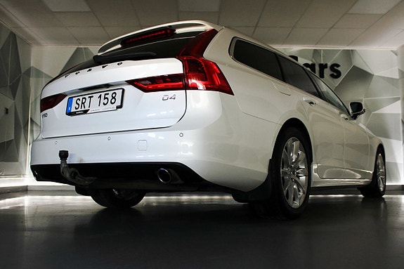 Volvo V90 8 of 27