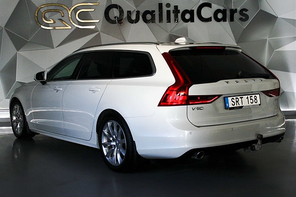 Volvo V90 3 of 27