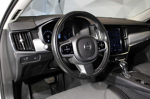 Volvo V90 15 of 27