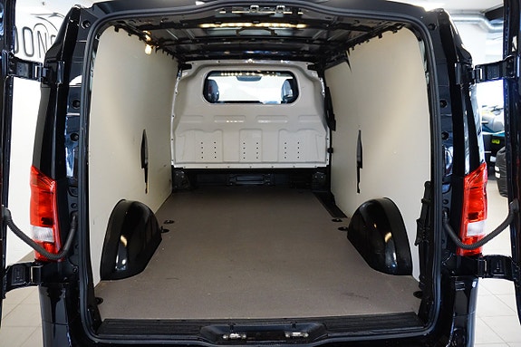 Mercedes-Benz Vito 119 9 of 13