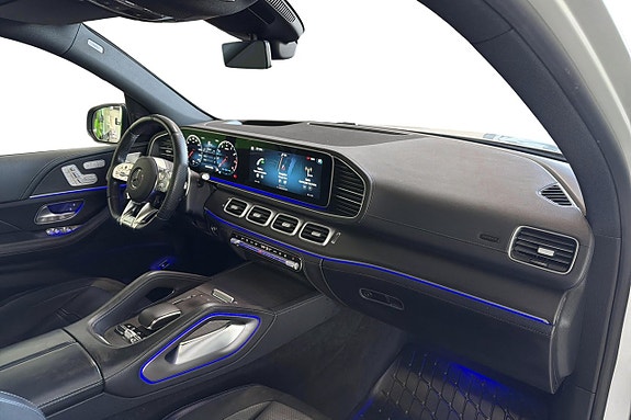 Mercedes-Benz GLE53 8 of 13