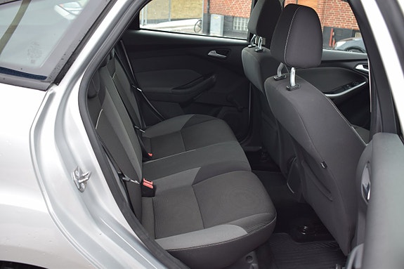 Ford Focus 12 of 14
