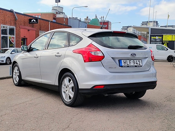 Ford Focus 7 of 14
