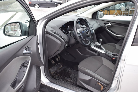 Ford Focus 10 of 14