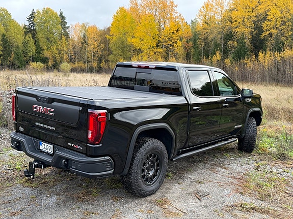 GMC Sierra 5 of 19