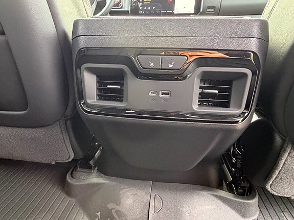 GMC Sierra 14 of 19