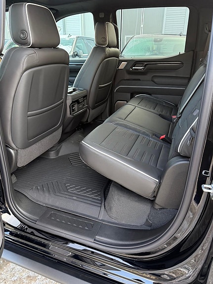 GMC Sierra 12 of 17