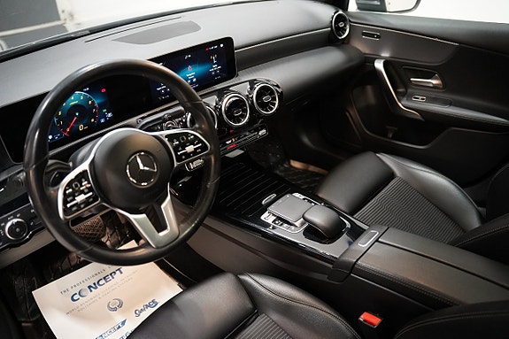 Mercedes-Benz A180 5 of 5
