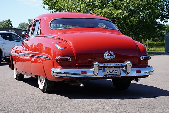 Mercury Eight 26 of 27