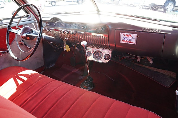 Mercury Eight 21 of 27
