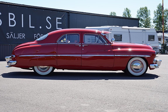 Mercury Eight 24 of 27