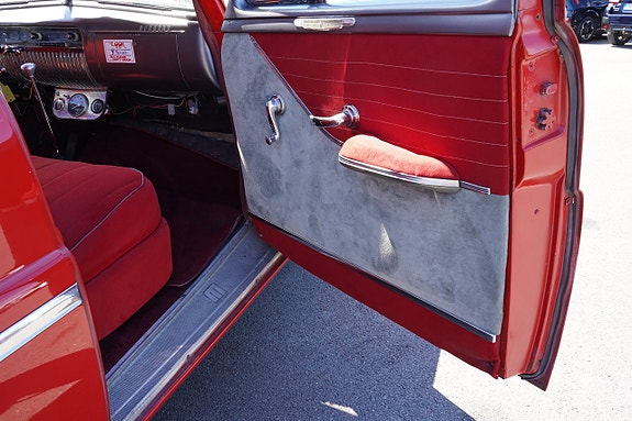 Mercury Eight 19 of 27