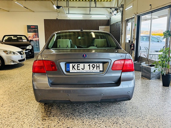 Saab 9-5 5 of 5