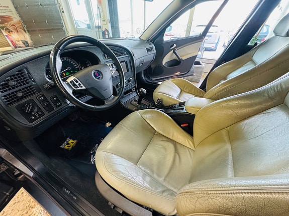 Saab 9-5 9 of 19