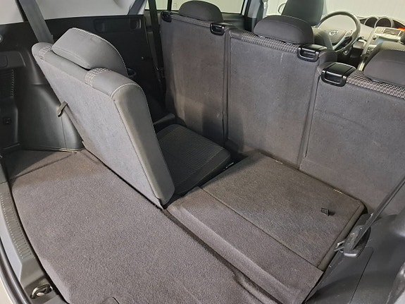 Toyota Verso 14 of 16