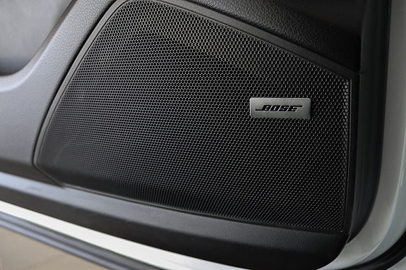 Porsche Cayenne Coupe 17 of 19