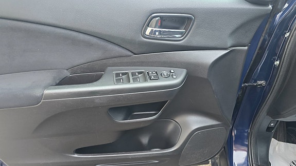 Honda CR-V 9 of 13