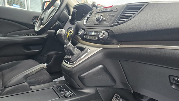 Honda CR-V 7 of 13