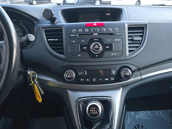 Honda CR-V 10 of 18