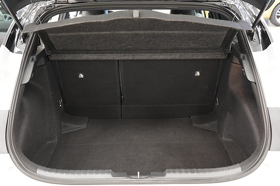 Toyota Corolla 15 of 27