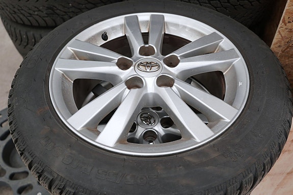 Toyota Corolla 25 of 27