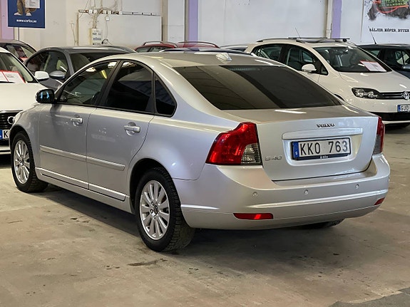 Volvo S40 5 of 5